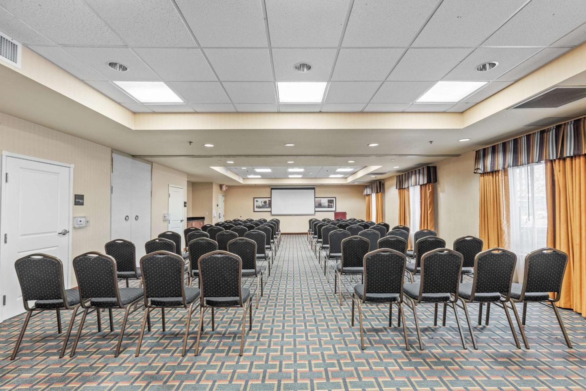 Hampton Inn Denver Northeast-Brighton Exterior photo