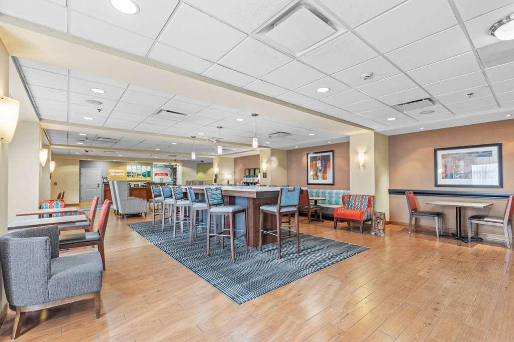 Hampton Inn Denver Northeast-Brighton Interior photo